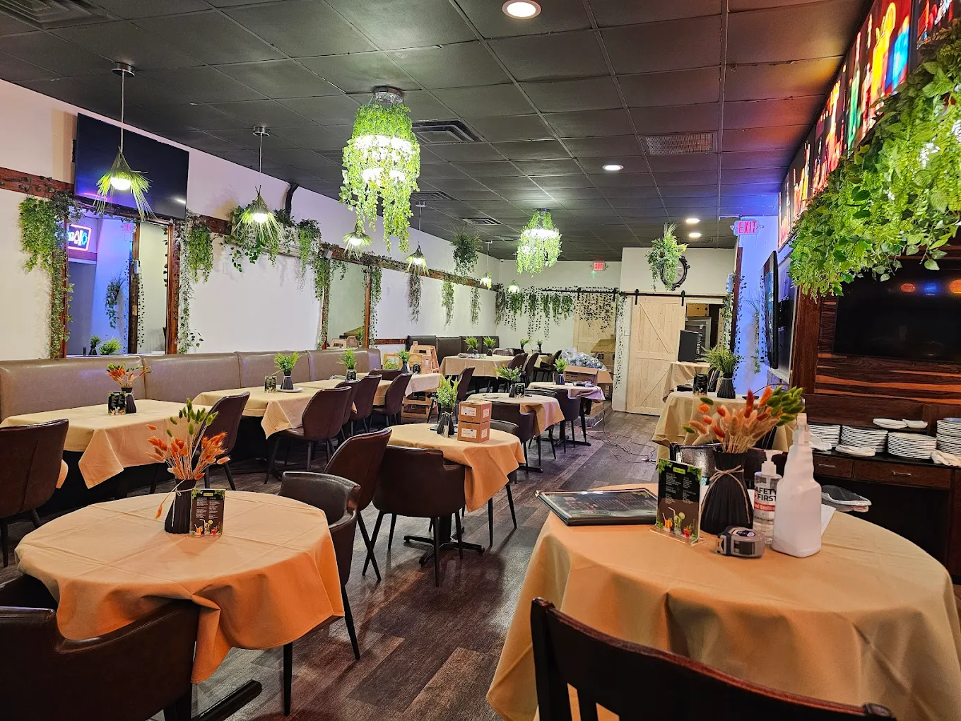 Monsoon Indian Restaurant
